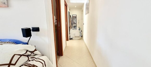 Apartamento de 3 dormitorios en Naples, Italy No. 347454 11