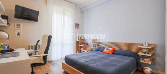 5 rooms Apartment in Bologna, Italy No. 275032 10
