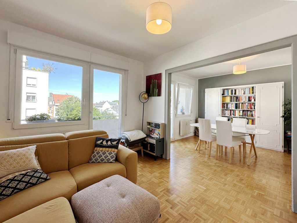 Квартира с 3 спальнями в Страсбург, Франция № 261911