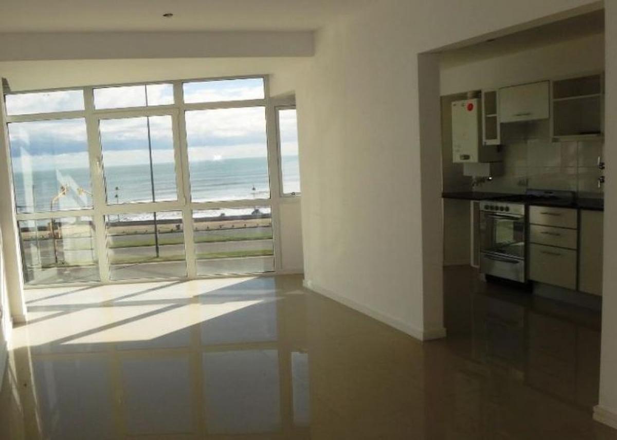 Studio in Buenos Aires, Argentina No. 7968