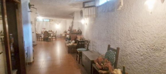 8-salle Villa à Viareggio, Italy No. 298262 13