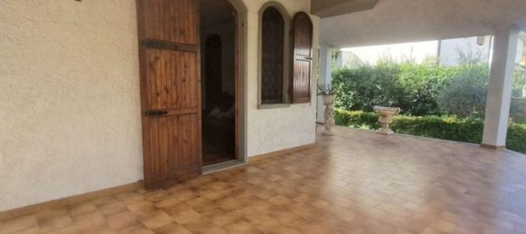 8-salle Villa à Viareggio, Italy No. 298262 5