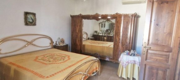 8-salle Villa à Viareggio, Italy No. 298262 10