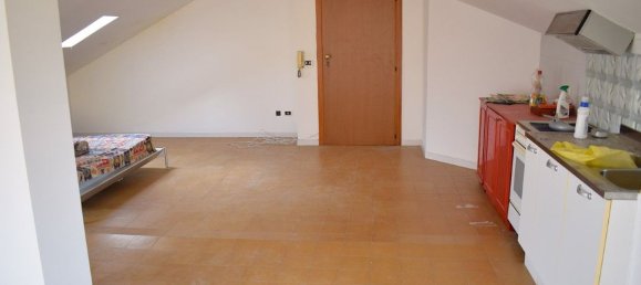 2 bedrooms Apartment in Pescara, Italy No. 331805 3