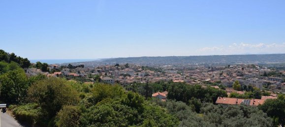 2 bedrooms Apartment in Pescara, Italy No. 331805 9