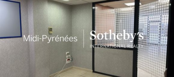  عقار تجاري في Lavaur, France 232متر مربع رقم 309449 9