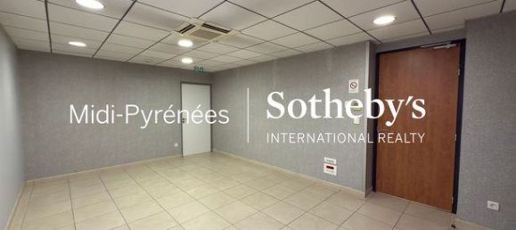  عقار تجاري في Lavaur, France 232متر مربع رقم 309449 16