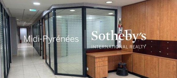  عقار تجاري في Lavaur, France 232متر مربع رقم 309449 4