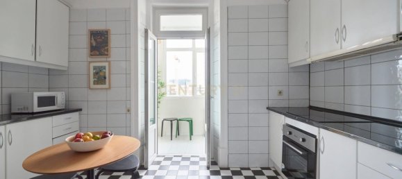 11 bedrooms Apartment in Lisbon, Portugal No. 132298 12