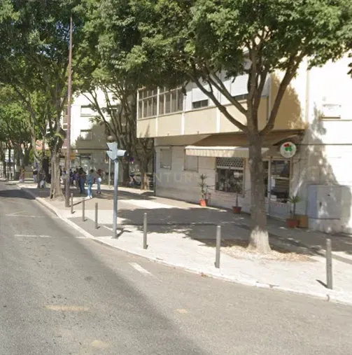 Gewerbliche Immobilie in Lisbon, Portugal 30m², Nr. 333758