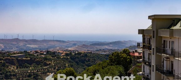 Apartamento de 3 dormitorios en Catanzaro, Italy No. 291277 32