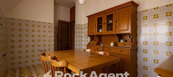Apartamento de 3 dormitorios en Catanzaro, Italy No. 291277 11