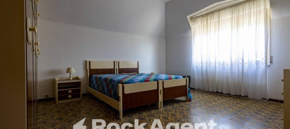 Apartamento de 3 dormitorios en Catanzaro, Italy No. 291277 18
