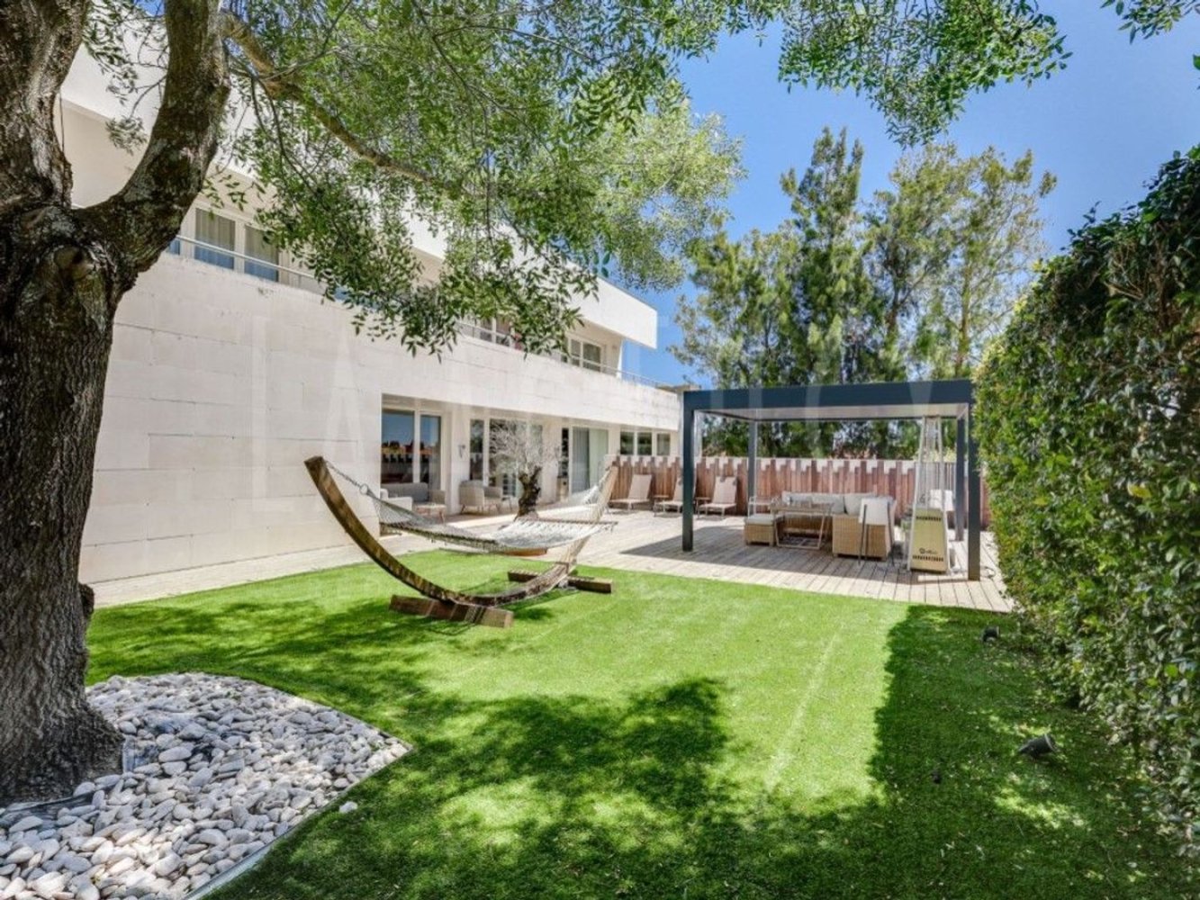 4 bedrooms House in Oeiras, Portugal No. 324978