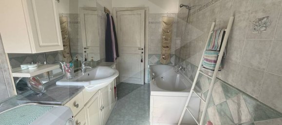 2 Schlafzimmer Wohnung in Avezzano, Italy, Nr. 345433 23