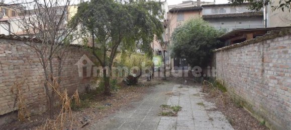 5 rooms Commercial property in Piacenza, Italy No. 196687 20