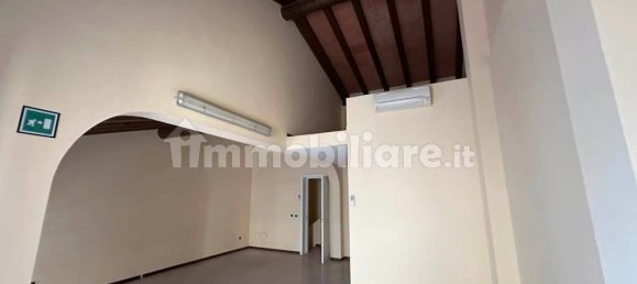 5 rooms Commercial property in Piacenza, Italy No. 196687 12