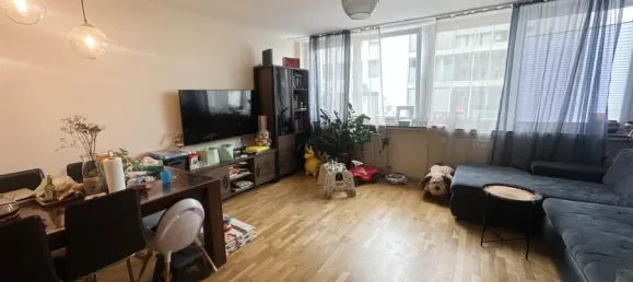 2 Schlafzimmer Wohnung in Düsseldorf, Germany, Nr. 361468 3