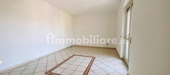 Apartamento de 2 dormitorios en Naples, Italy No. 202118 4
