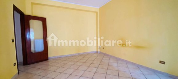 Apartamento de 2 dormitorios en Naples, Italy No. 202118 2