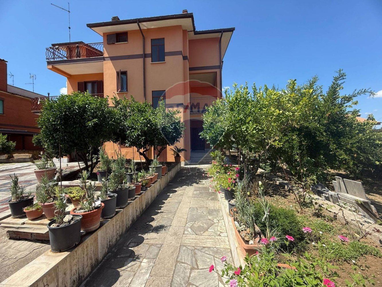 2 Schlafzimmer Wohnung in Rome, Italy, Nr. 270473