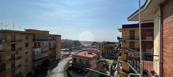 Квартира с 5 комнатами в Торре дель Греко, Италия № 6562 2