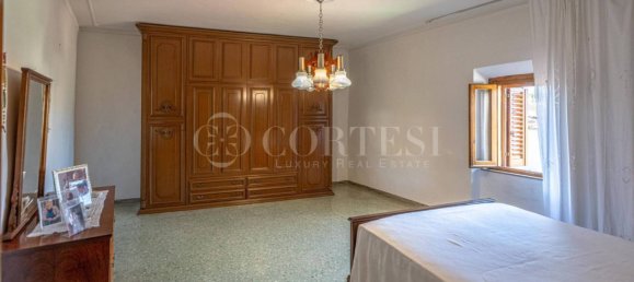 5 bedrooms Villa in Arezzo, Italy No. 269789 23