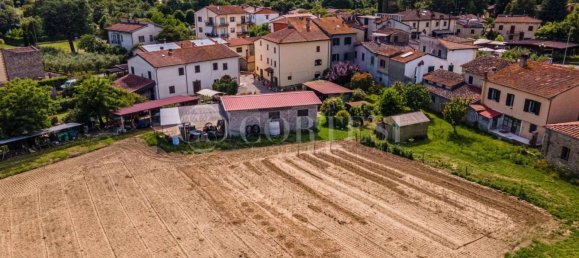 5 bedrooms Villa in Arezzo, Italy No. 269789 2