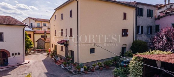 5 bedrooms Villa in Arezzo, Italy No. 269789 34