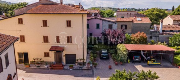 5 bedrooms Villa in Arezzo, Italy No. 269789 7