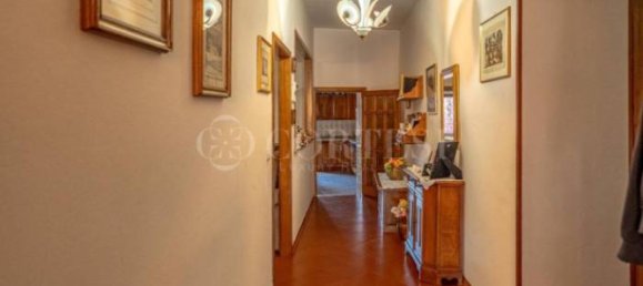5 bedrooms Villa in Arezzo, Italy No. 269789 14