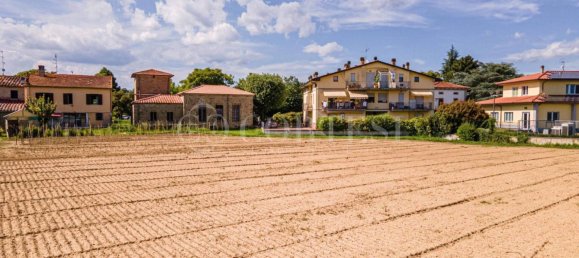 5 bedrooms Villa in Arezzo, Italy No. 269789 9