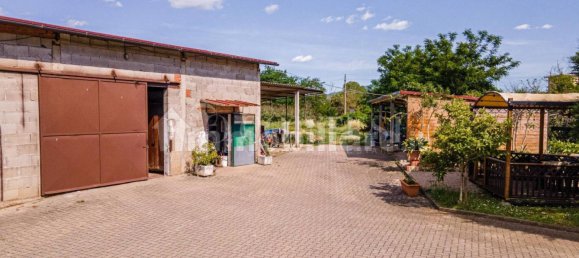 5 bedrooms Villa in Arezzo, Italy No. 269789 30