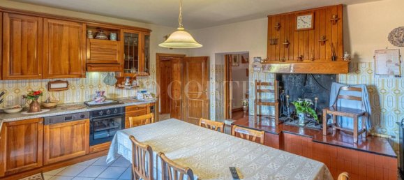 5 bedrooms Villa in Arezzo, Italy No. 269789 28