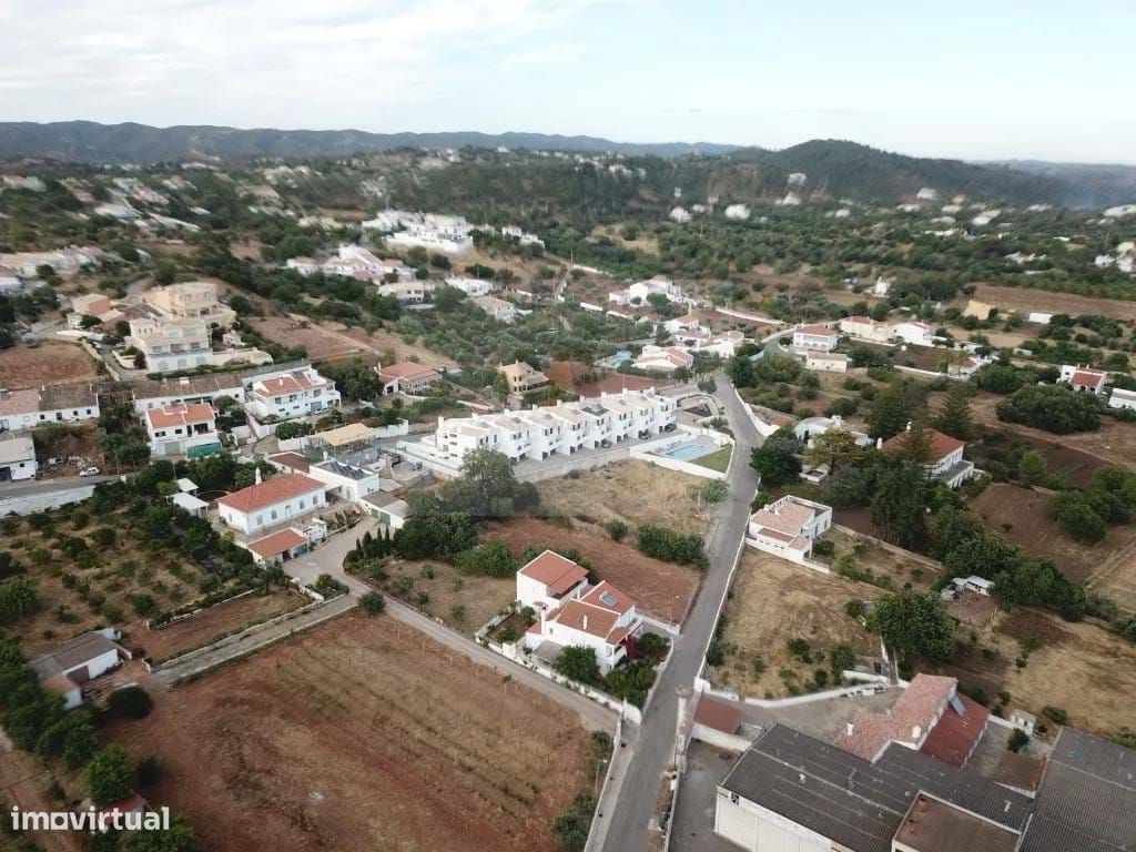 604m² Land in Sao Bras de Alportel, Portugal No. 156022