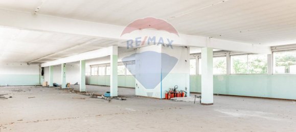 Imóvel comercial em Solbiate Arno, Italy 812 m² N.º 58255 16