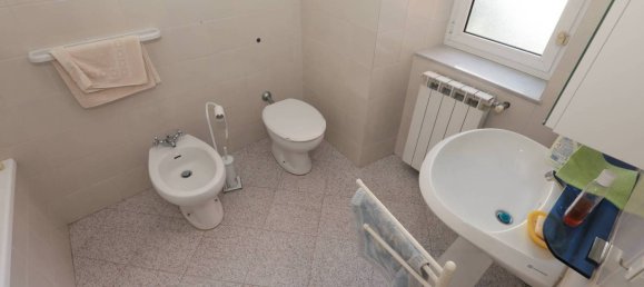 Apartamento T3 em Serra Riccò, Italy N.º 373204 11
