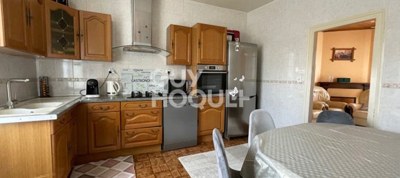 5 Schlafzimmer Haus in Bourges, France, Nr. 102880 3