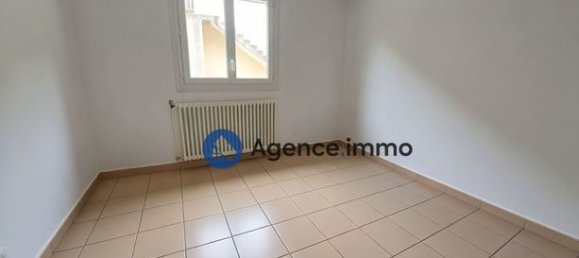 2 bedrooms House in Salbris, France No. 306969 4