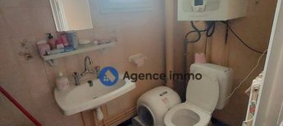 2 bedrooms House in Salbris, France No. 306969 5