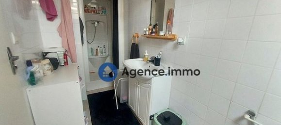 2 bedrooms House in Salbris, France No. 306969 7