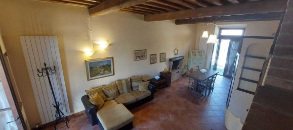 5 bedrooms Apartment in Asciano, Italy No. 363728 2