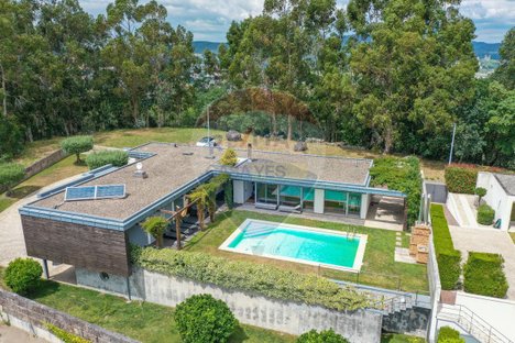 4 غرف نوم منزل في Guimaraes, Portugal رقم 181266