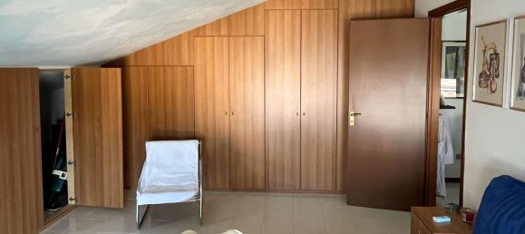 4-Zimmer Doppelhaus in Parma, Italy, Nr. 118420 8