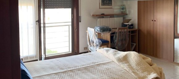 4-Zimmer Doppelhaus in Parma, Italy, Nr. 118420 7