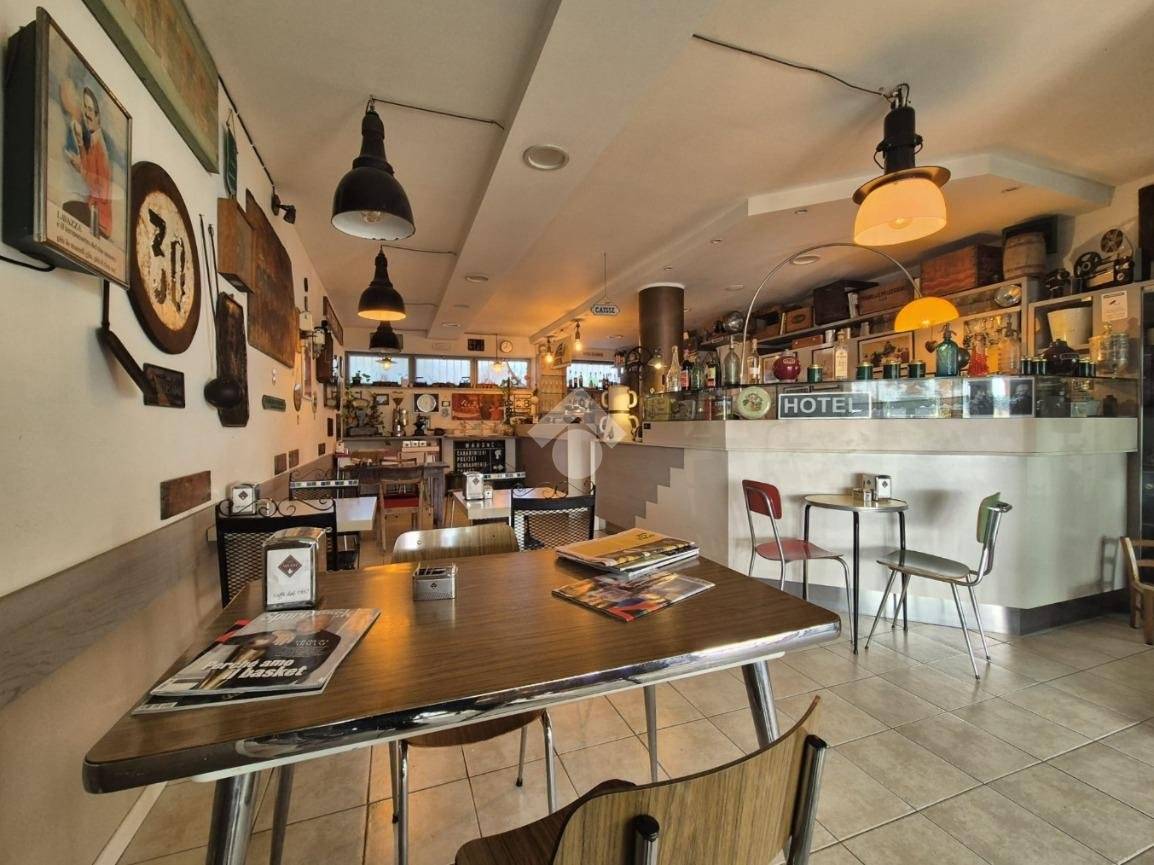 2-Zimmer Gewerbliche Immobilie in Seriate, Italy, Nr. 73419