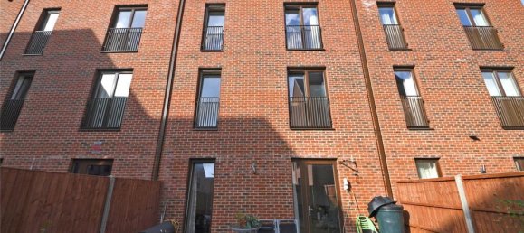 4 Schlafzimmer Haus in Enfield, United Kingdom, Nr. 11501 15