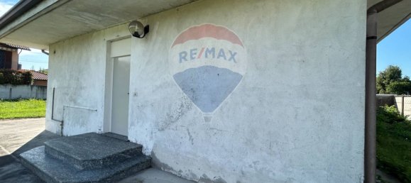 4-salle Propriété commerciale à Castano Primo, Italy No. 295043 4