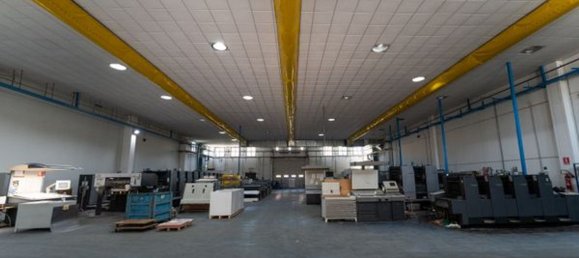 Entrepôt à Caraffa di Catanzaro, Italy 3531m² No. 282756 2