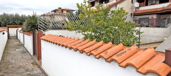 4 bedrooms House in Pomezia, Italy No. 350219 24